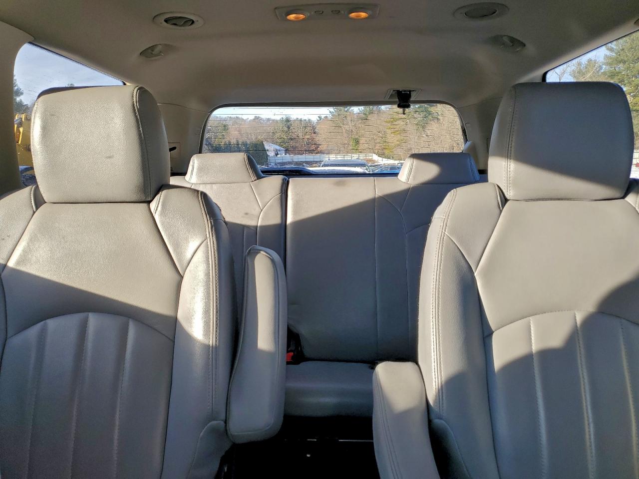 2016 GMC ACADIA SLE photo 10