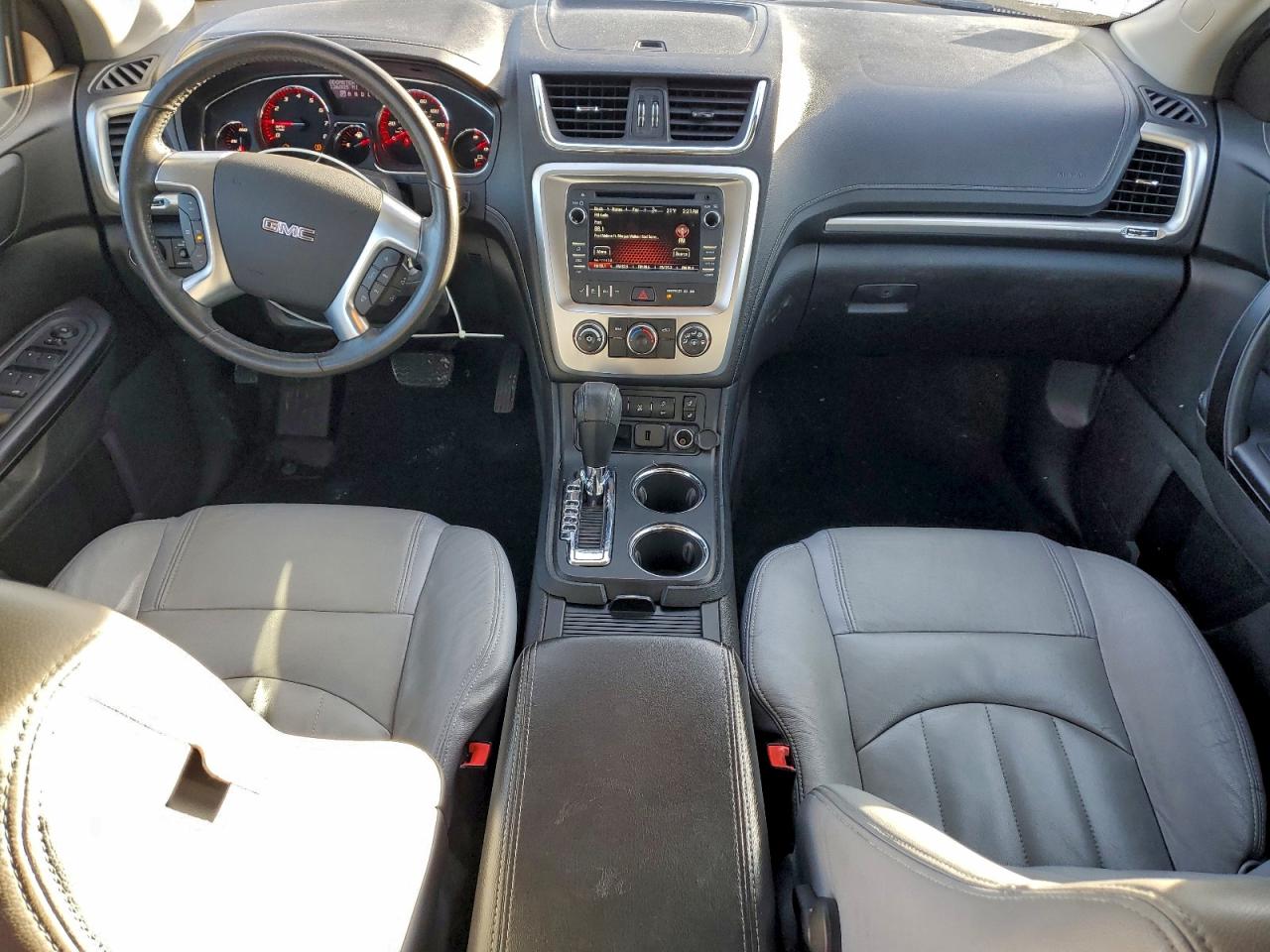 2016 GMC ACADIA SLE photo 8