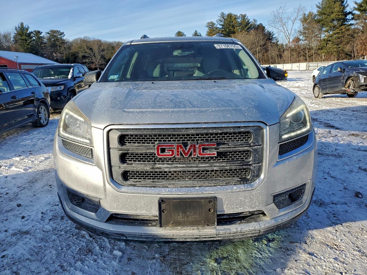 2016 GMC ACADIA SLE photo 5