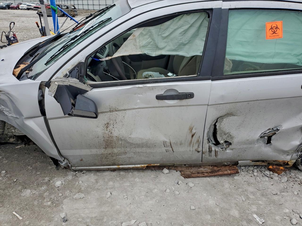 2008 FORD FOCUS S/SE photo 7
