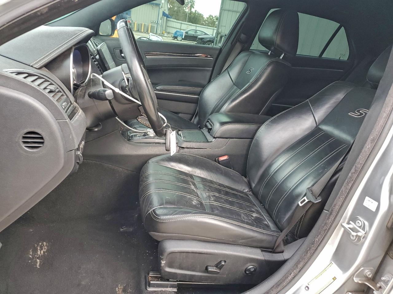 2021 CHRYSLER 300 S photo 7