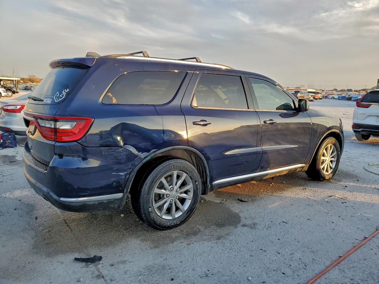2016 DODGE DURANGO SXT photo 9