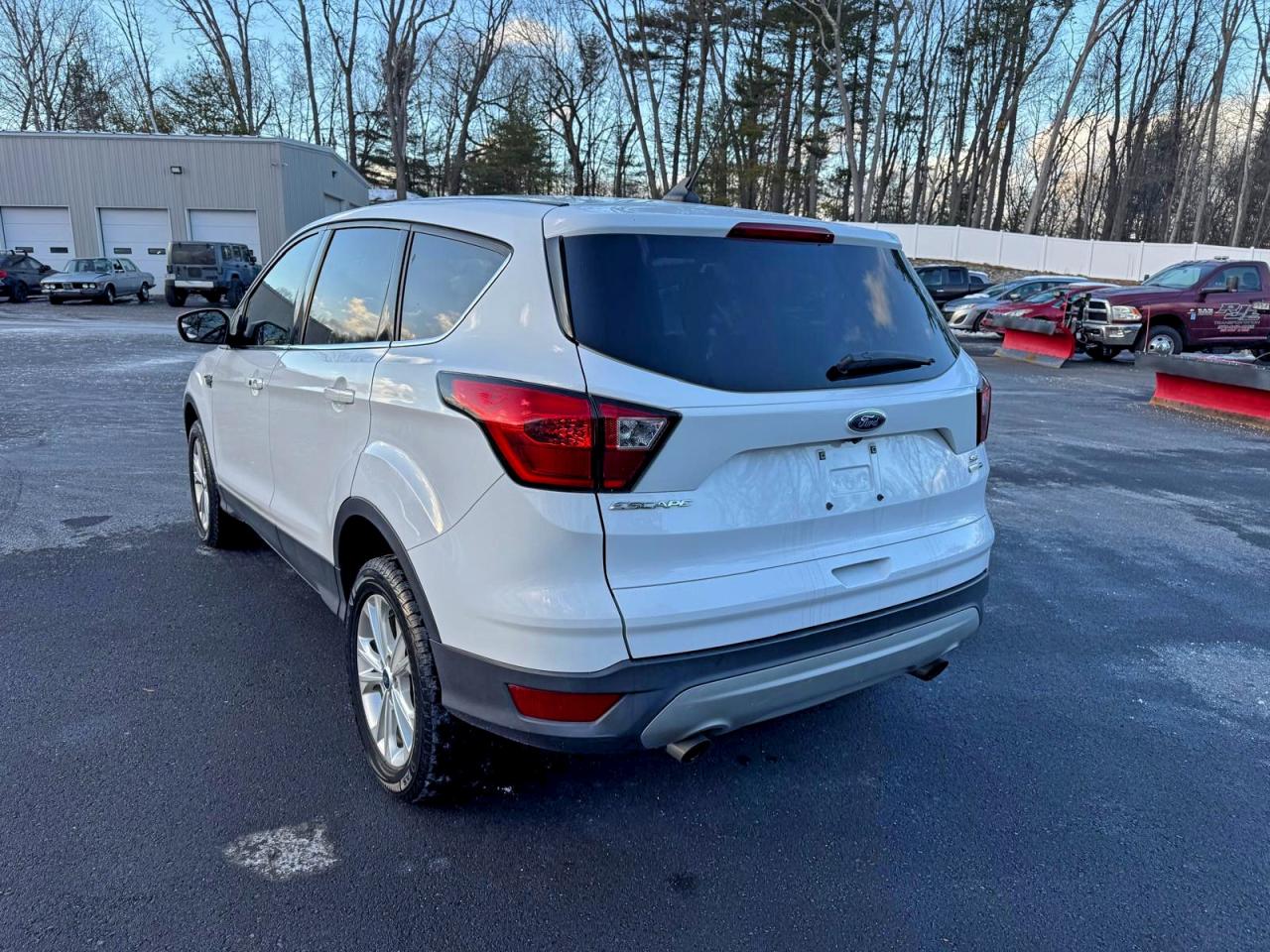 2019 FORD ESCAPE SE photo 3