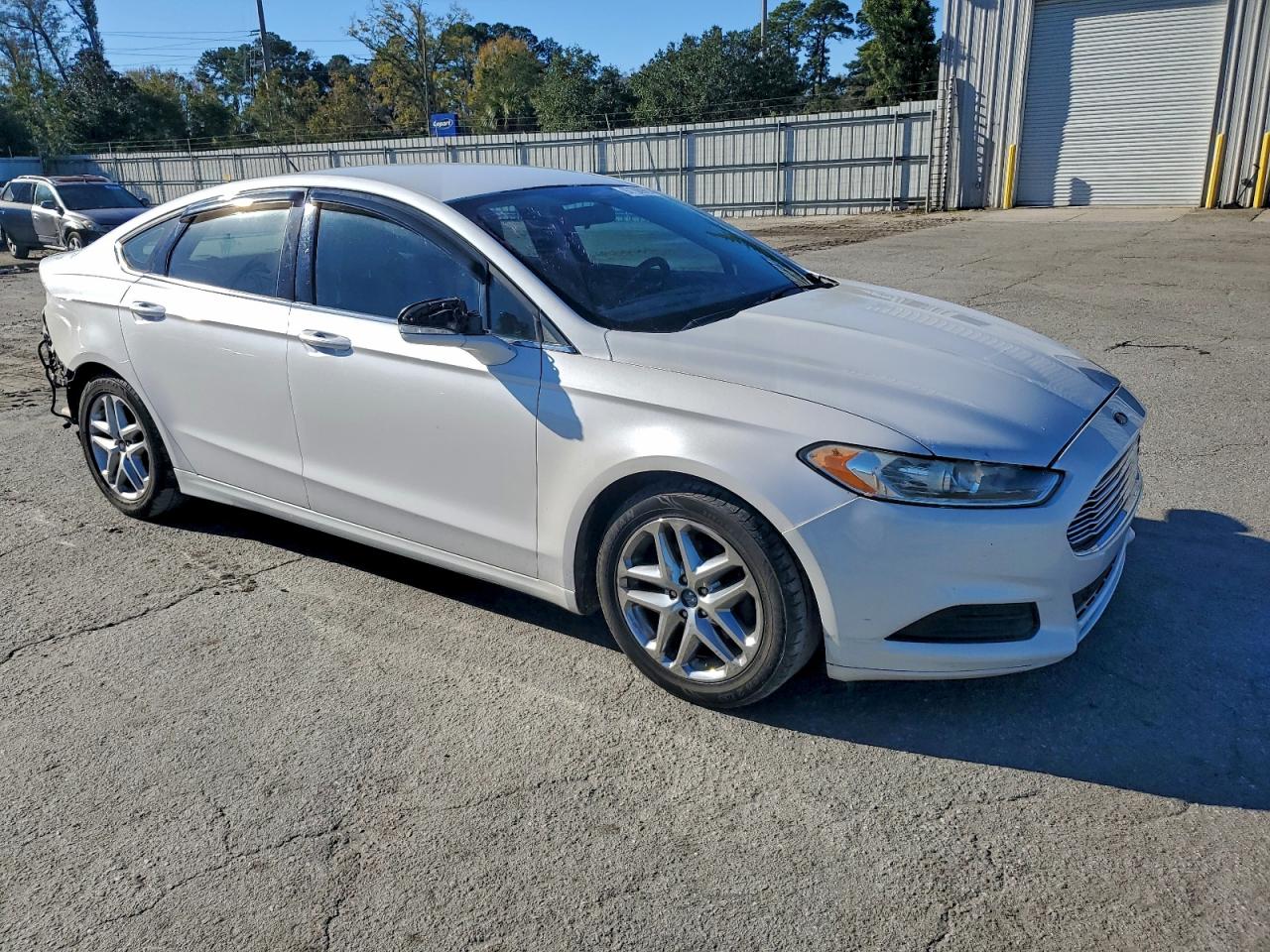 2013 FORD FUSION SE photo 4