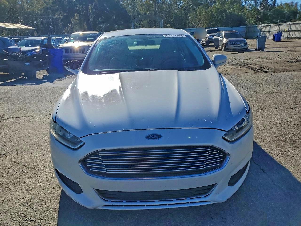 2013 FORD FUSION SE photo 5