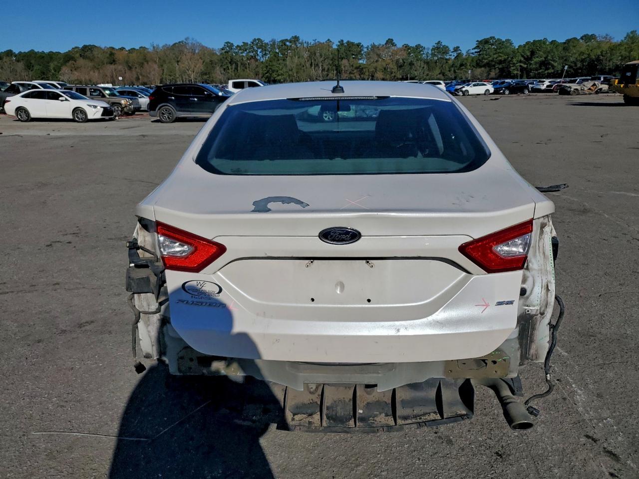 2013 FORD FUSION SE photo 6