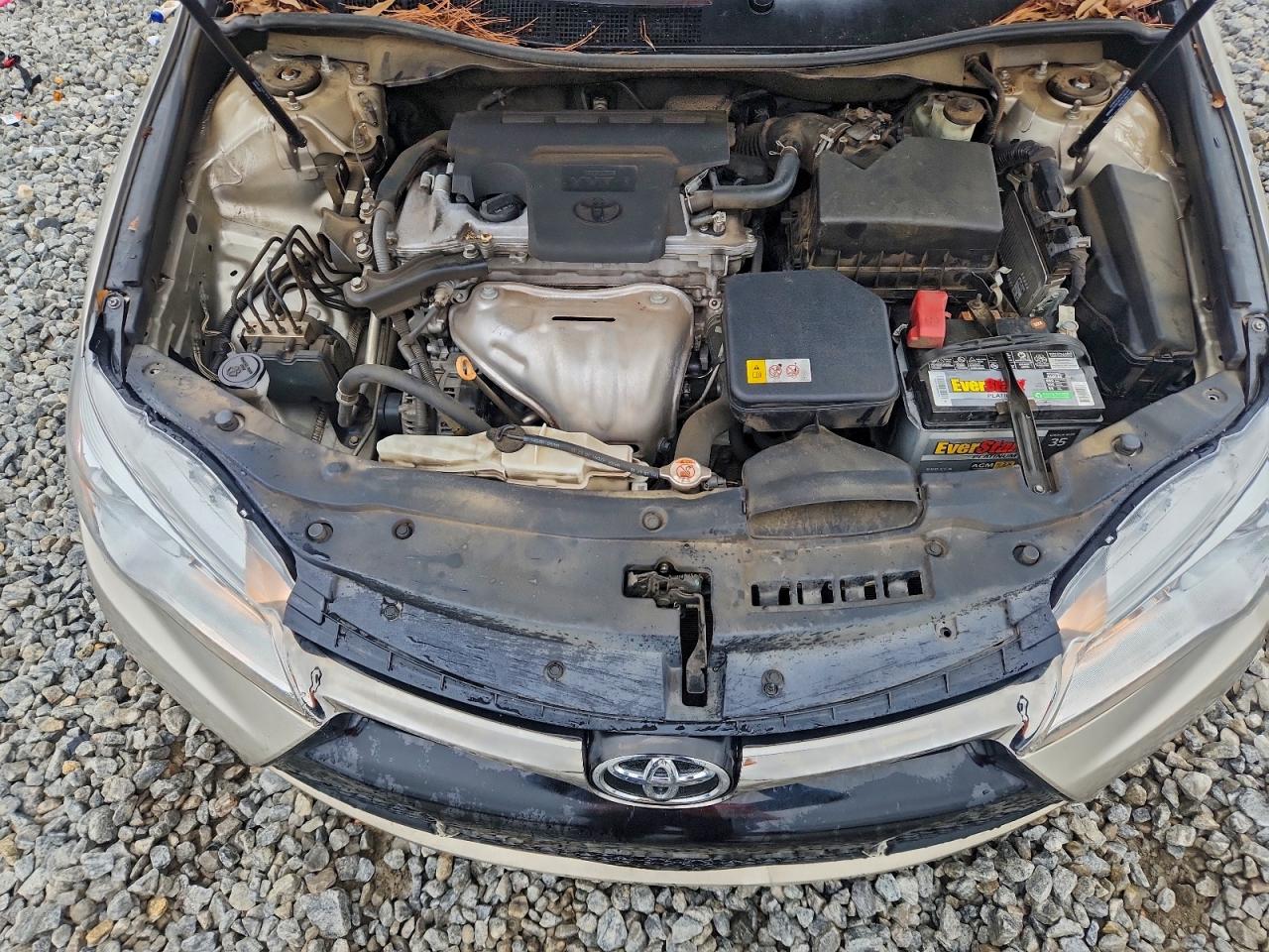 2017 TOYOTA CAMRY LE photo 11