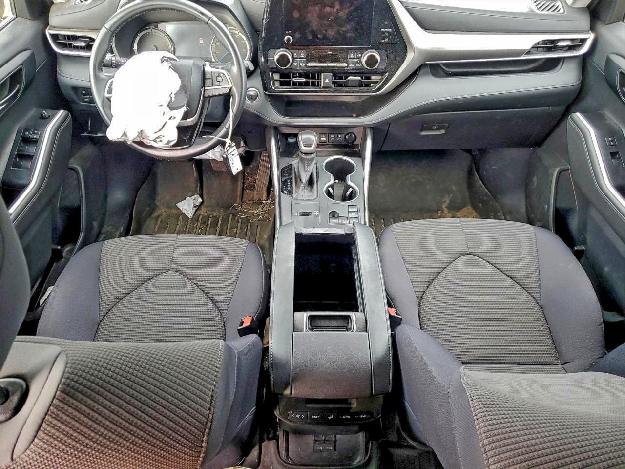 2023 TOYOTA HIGHLANDER HYBRID LE photo 15