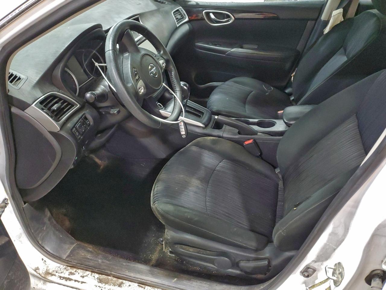 2019 NISSAN SENTRA S photo 7