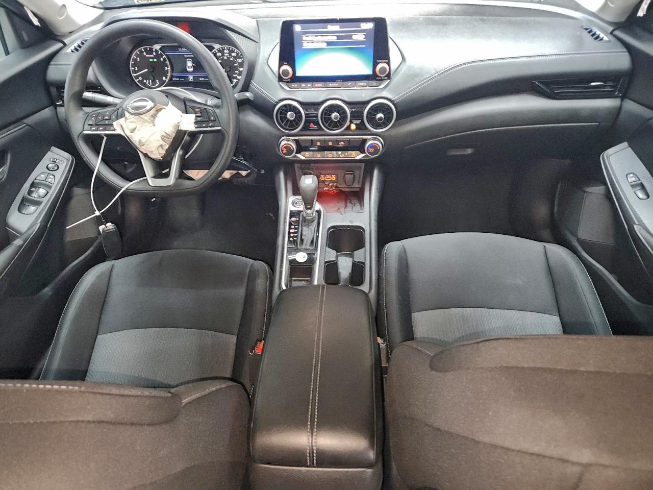 2024 NISSAN SENTRA SV photo 8