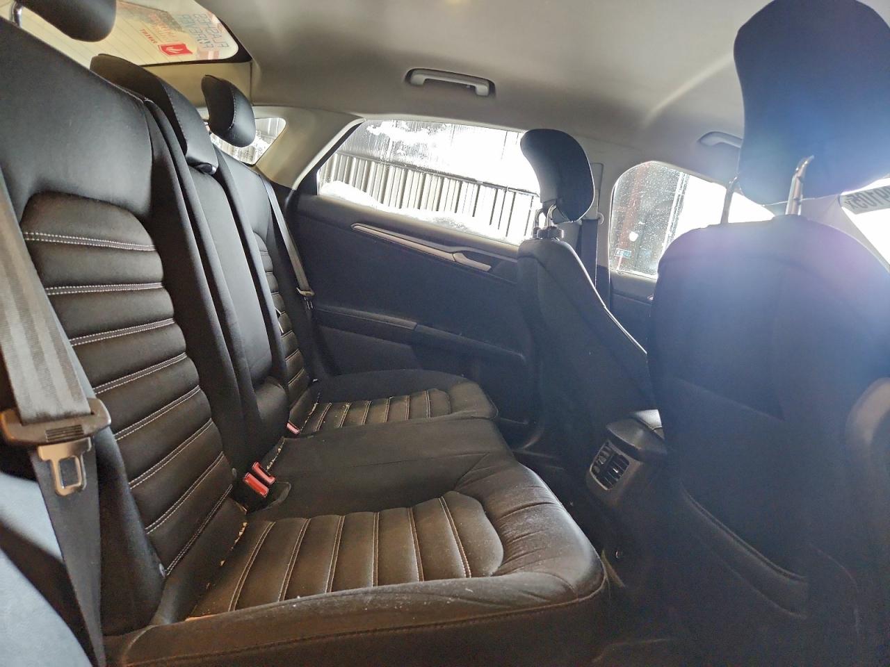 2014 FORD FUSION SE photo 10