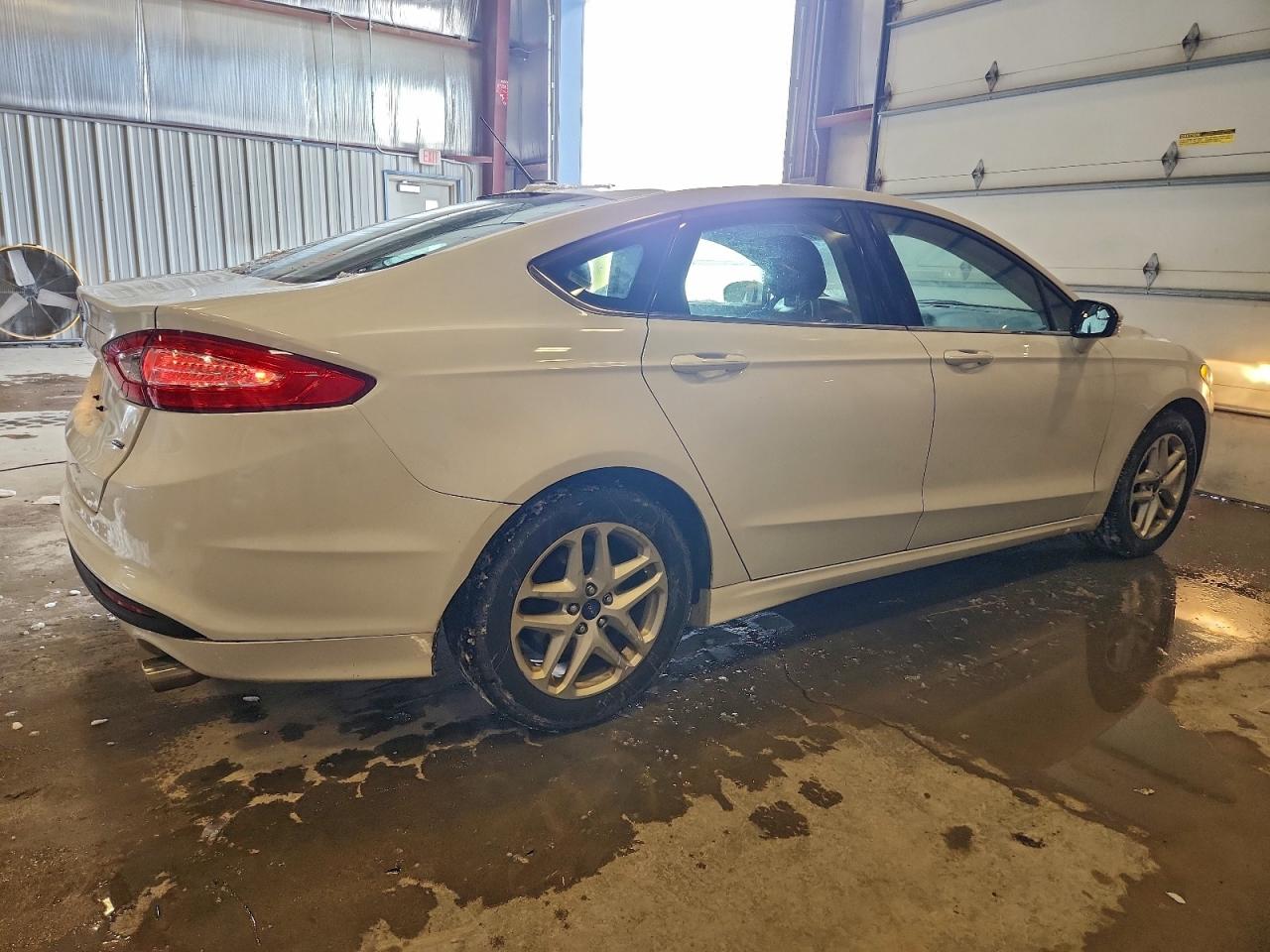 2014 FORD FUSION SE photo 3