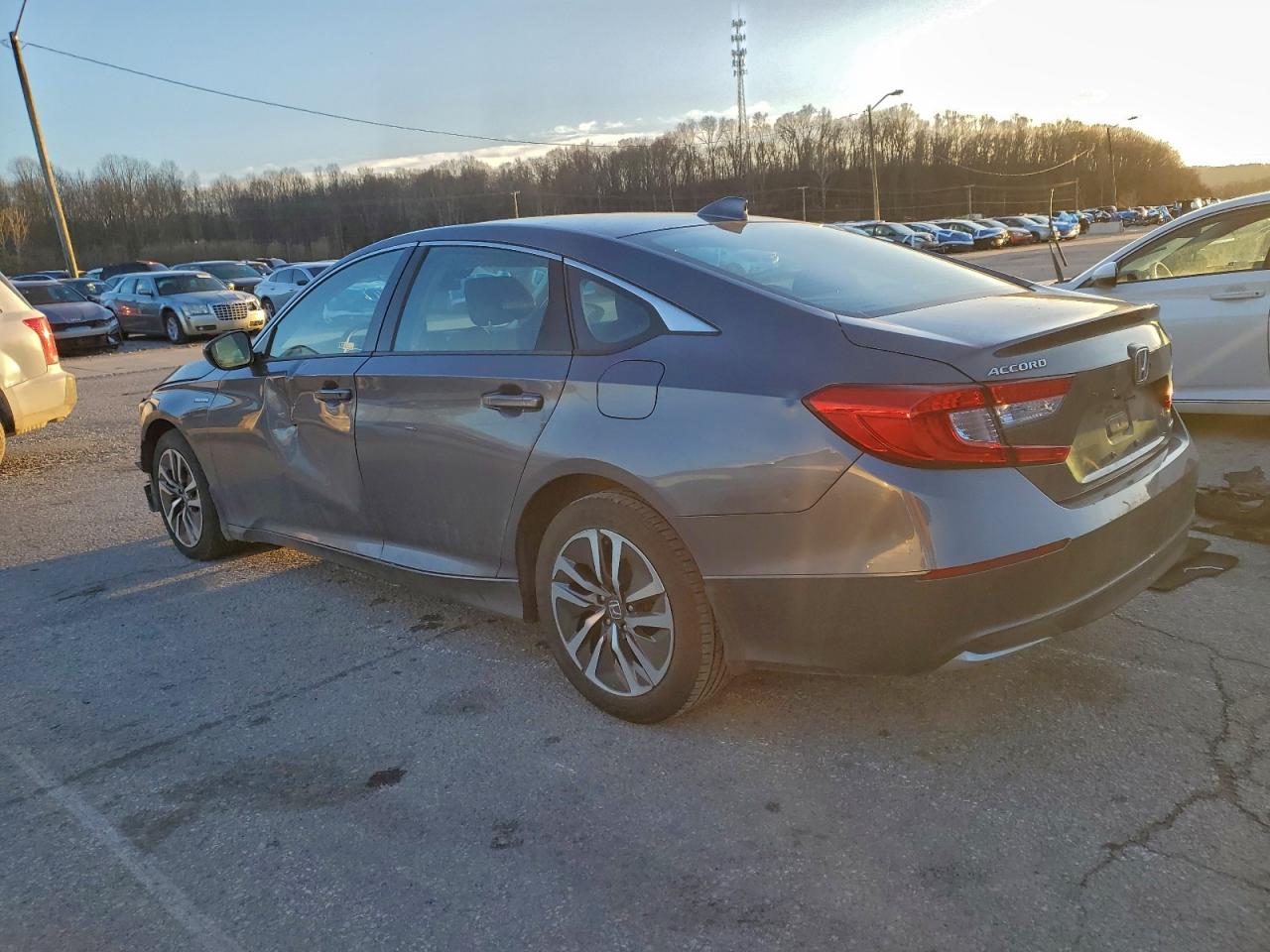 2020 HONDA ACCORD HYBRID photo 4