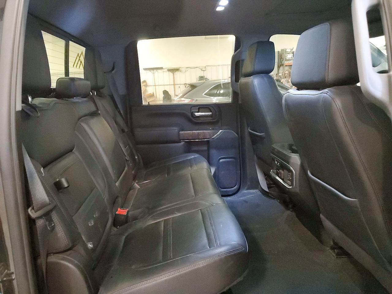 2020 GMC SIERRA K2500 DENALI photo 37