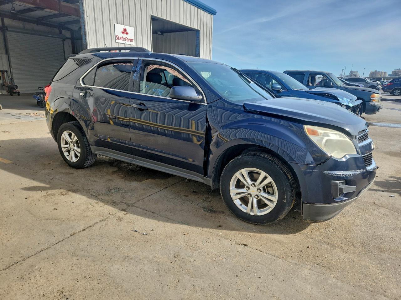 2015 CHEVROLET EQUINOX LT photo 4