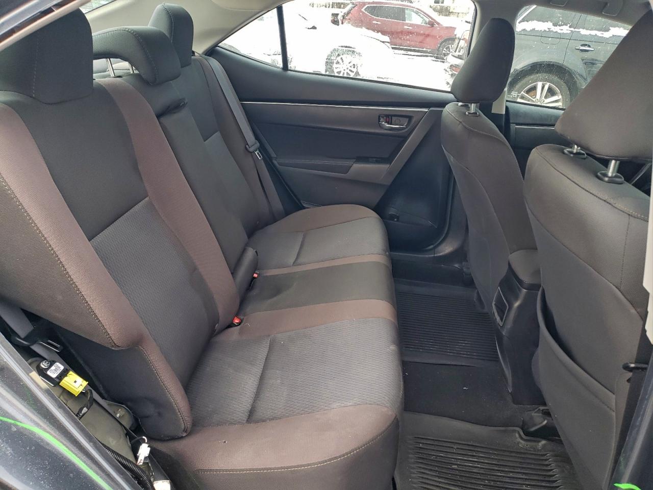 2019 TOYOTA COROLLA L photo 10