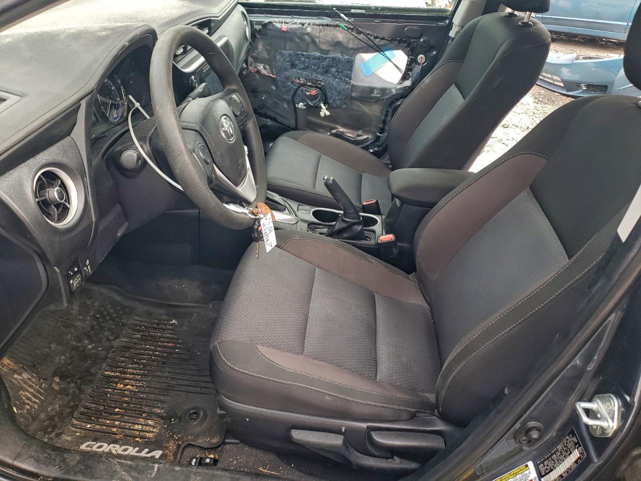 2019 TOYOTA COROLLA L photo 7