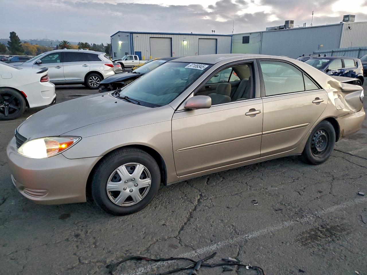 2002 TOYOTA CAMRY