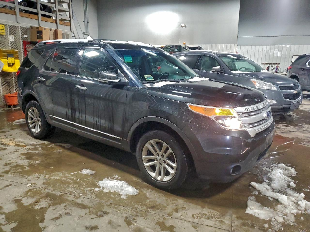 2015 FORD EXPLORER XLT photo 7