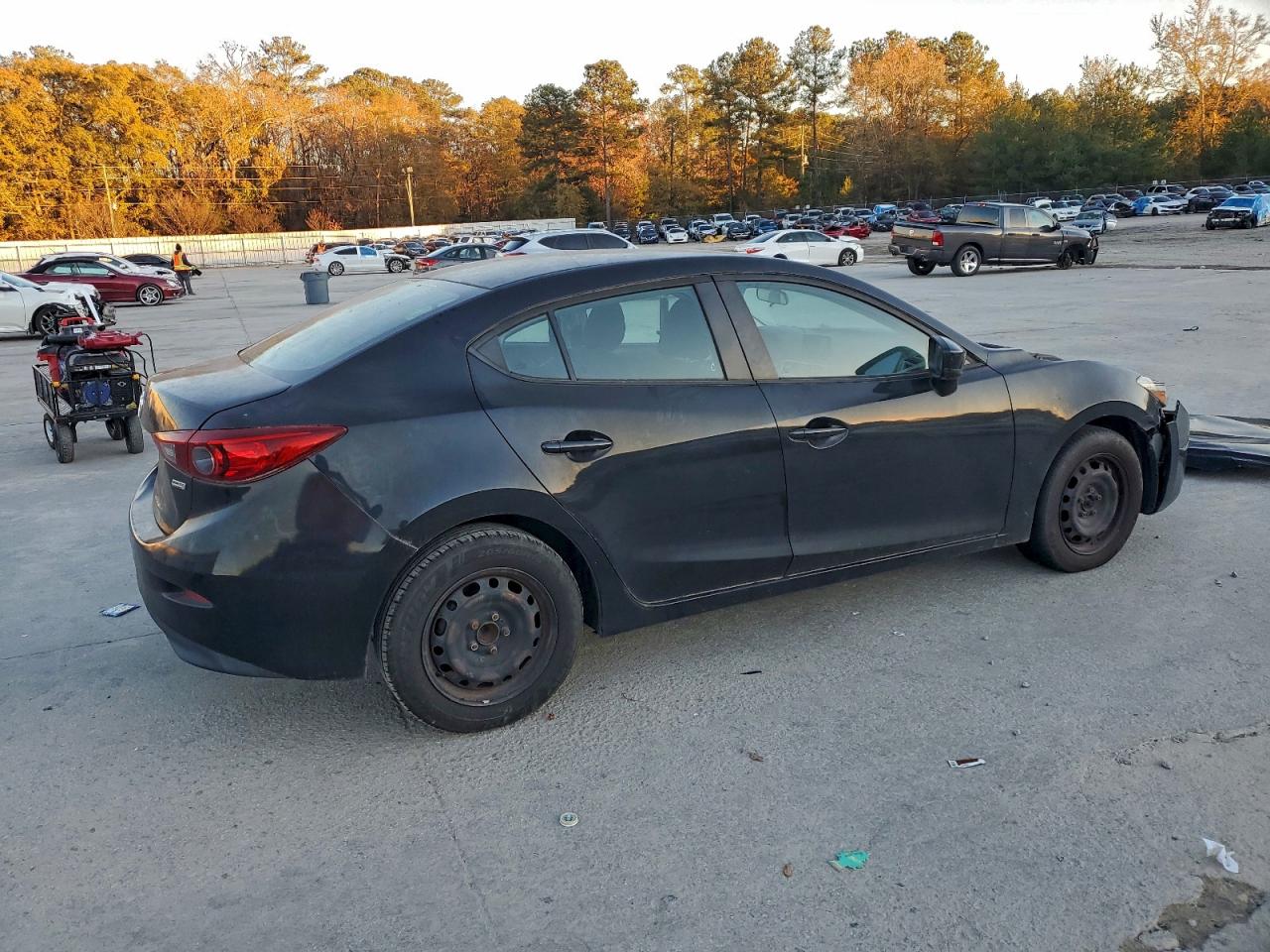 2017 MAZDA 3 SPORT photo 5