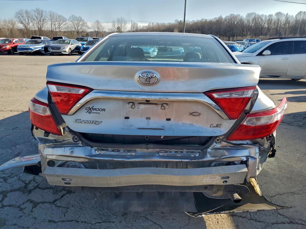 2016 TOYOTA CAMRY LE photo 16