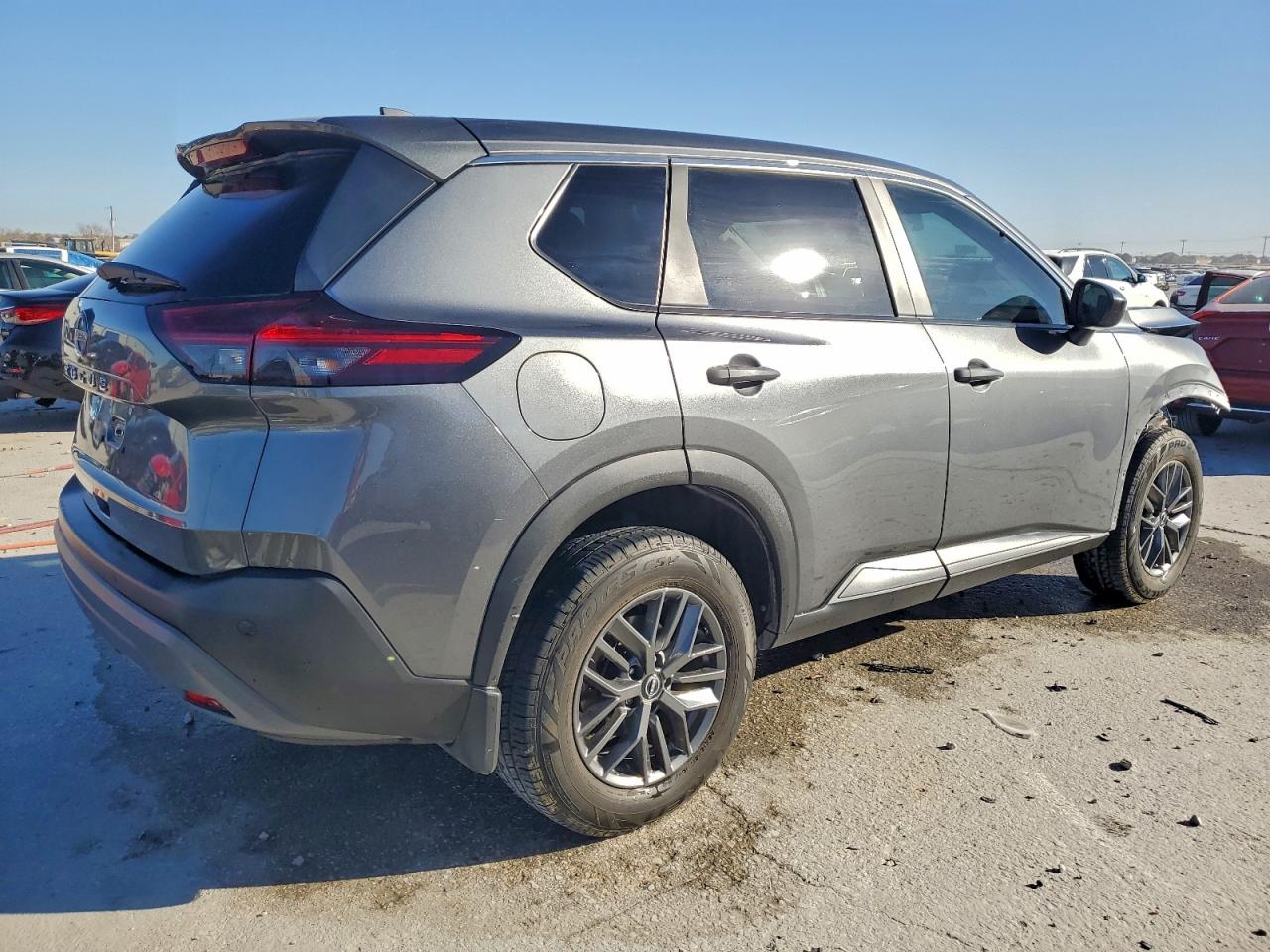 2023 NISSAN ROGUE S photo 3