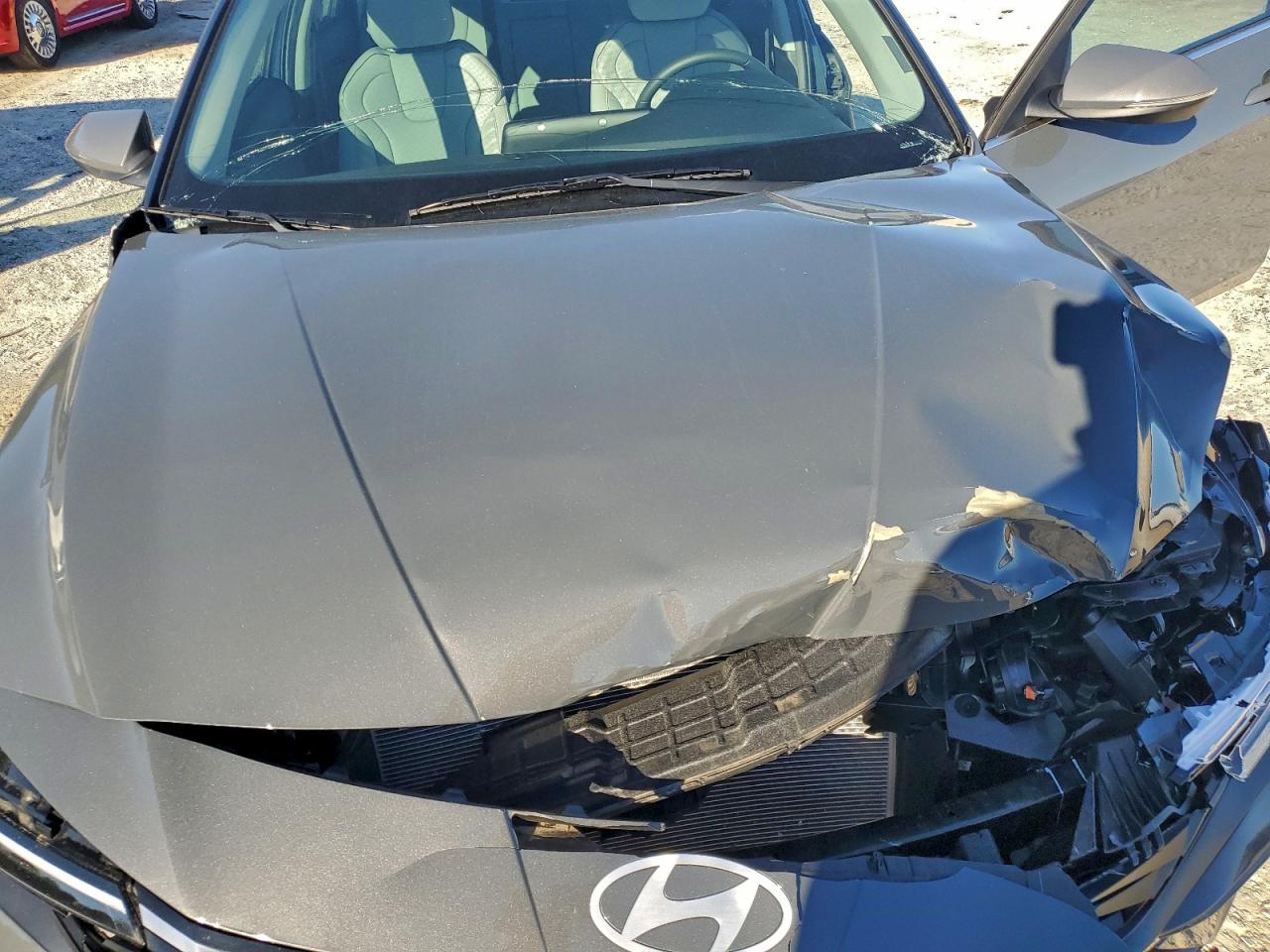2025 HYUNDAI ELANTRA LIMITED photo 21