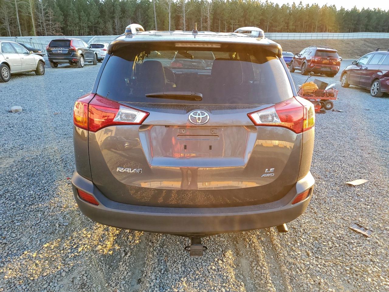 2015 TOYOTA RAV4 LE photo 16