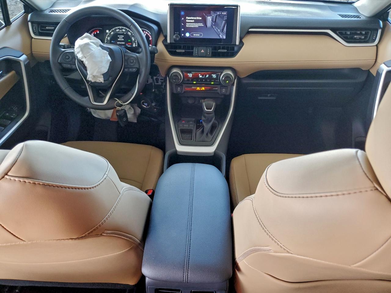 2025 TOYOTA RAV4 XLE PREMIUM photo 8