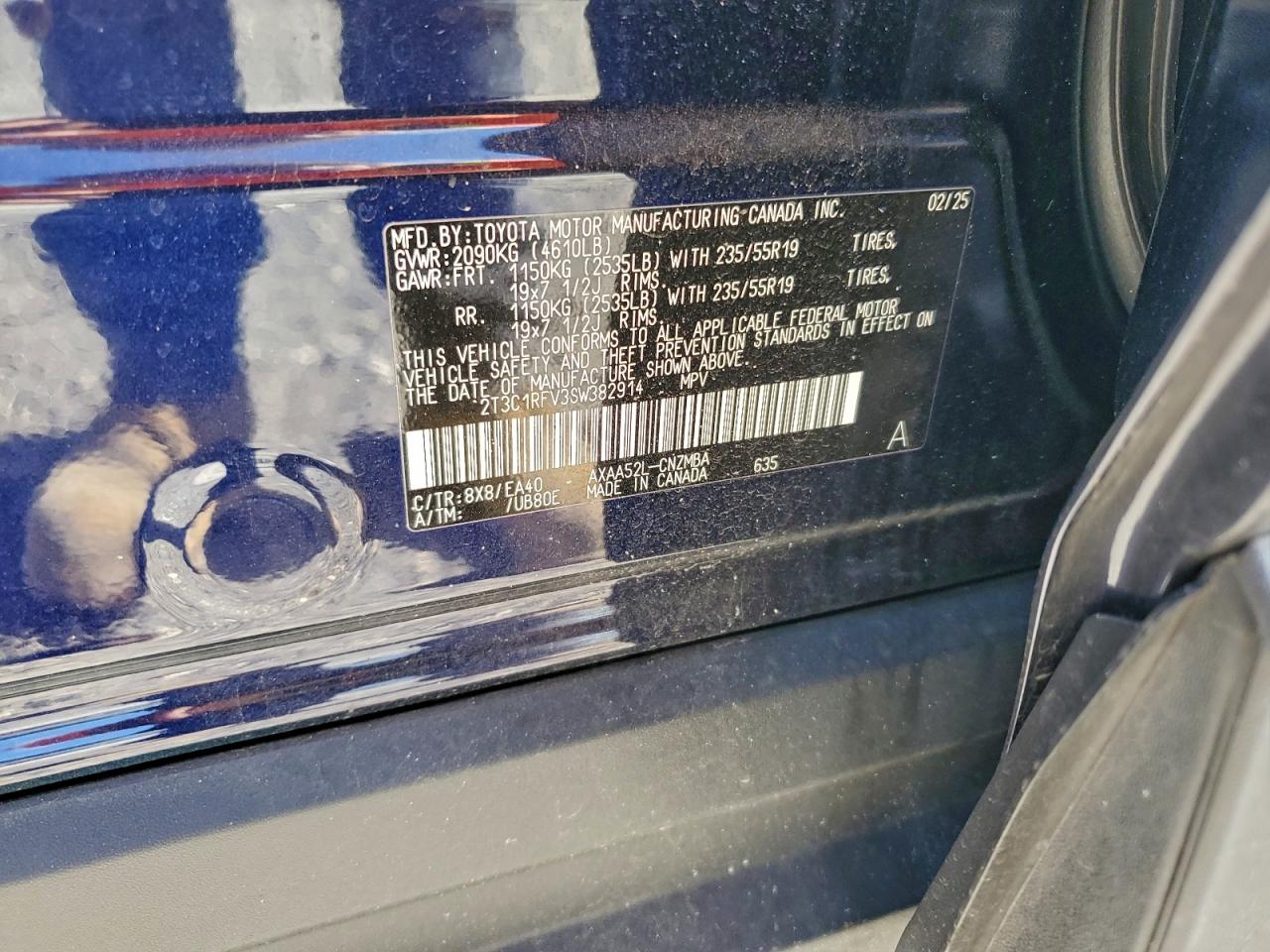 2025 TOYOTA RAV4 XLE PREMIUM photo 13