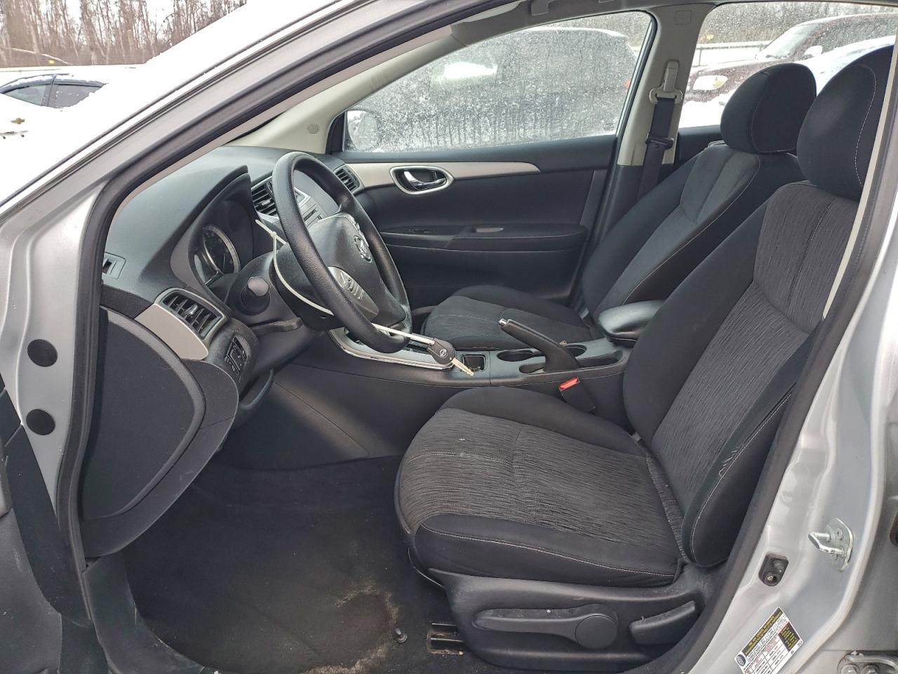 2014 NISSAN SENTRA S photo 13