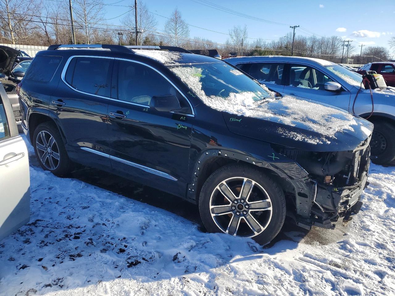 2019 GMC ACADIA DENALI photo 4