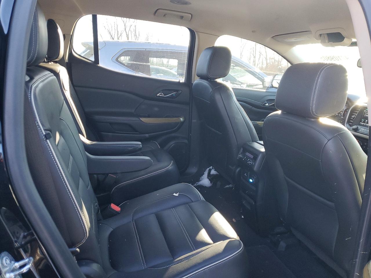 2019 GMC ACADIA DENALI photo 11