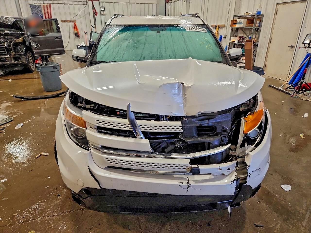 2015 FORD EXPLORER LIMITED photo 9