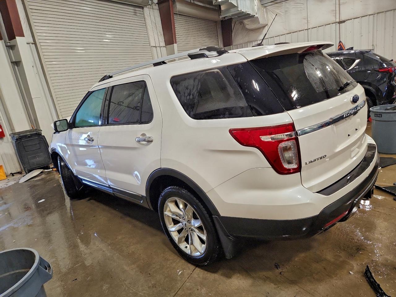 2015 FORD EXPLORER LIMITED photo 3