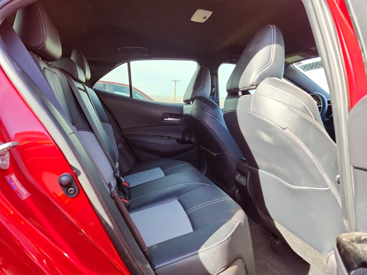 2025 TOYOTA COROLLA XSE photo 19