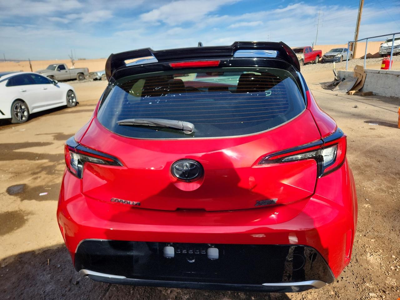 2025 TOYOTA COROLLA XSE photo 11