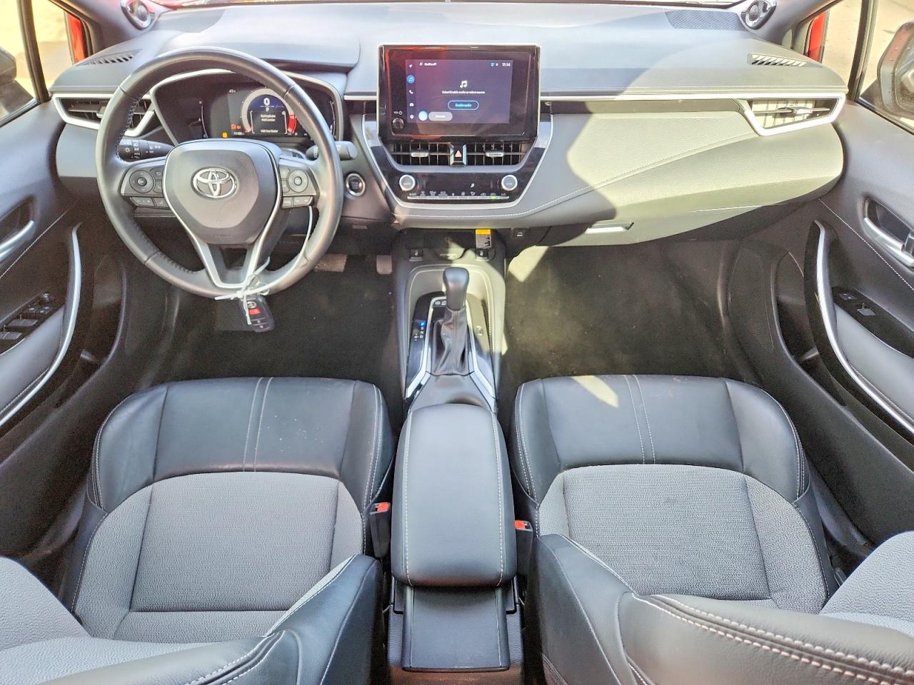 2025 TOYOTA COROLLA XSE photo 15