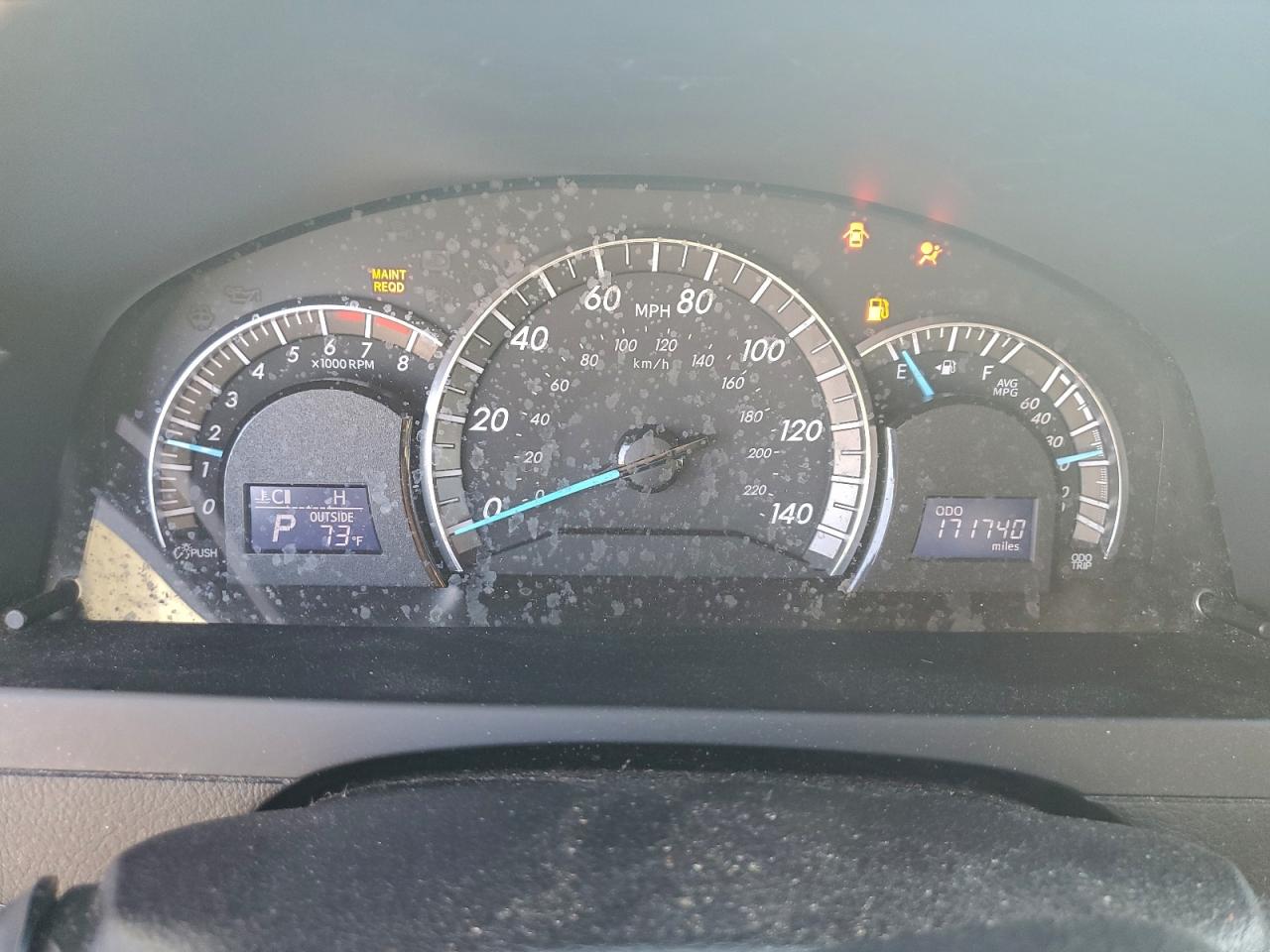 2014 TOYOTA CAMRY L photo 17