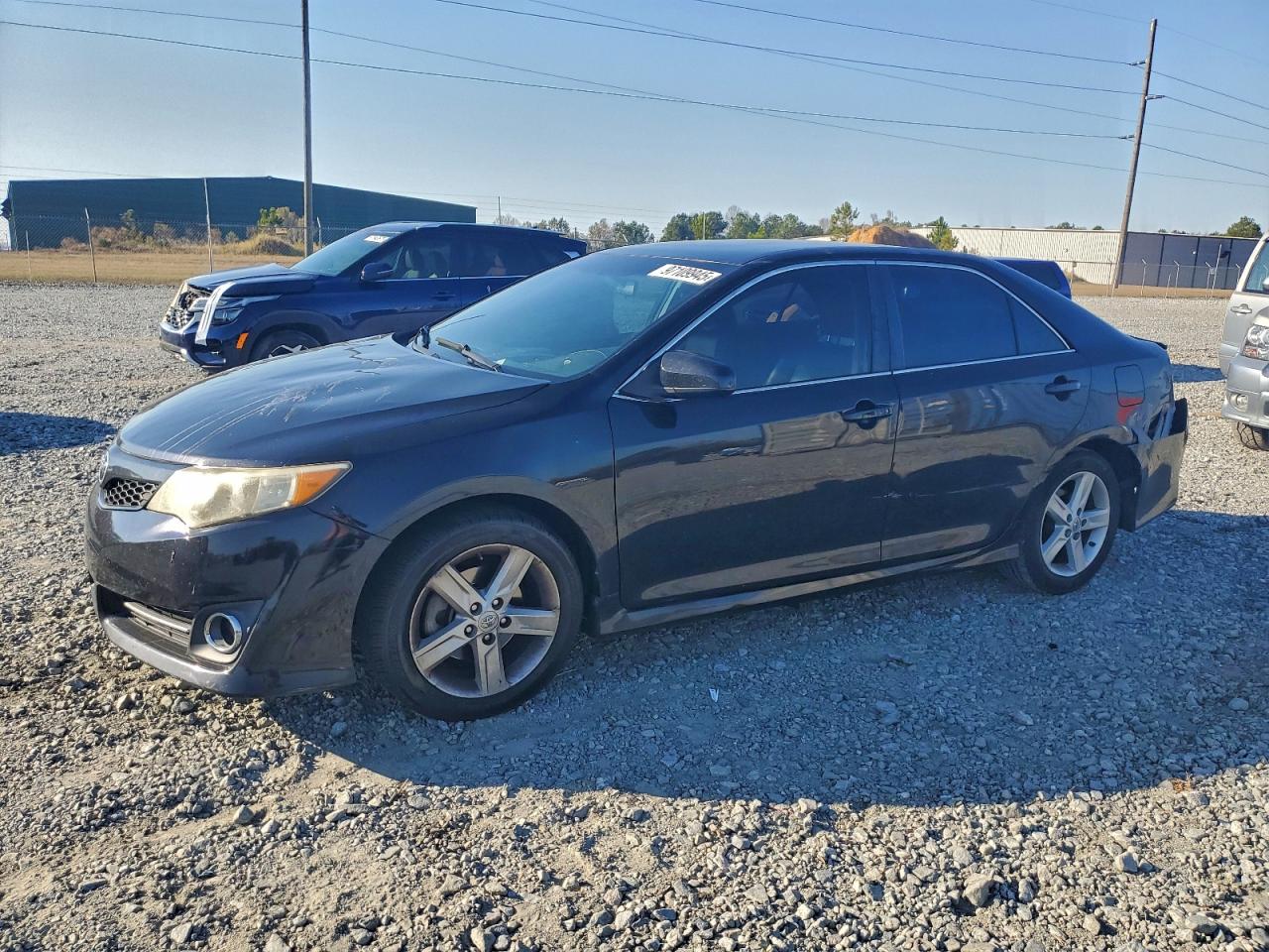 2014 TOYOTA CAMRY