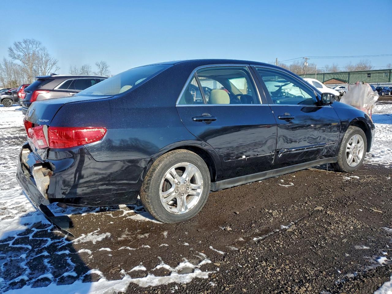2005 HONDA ACCORD LX photo 5
