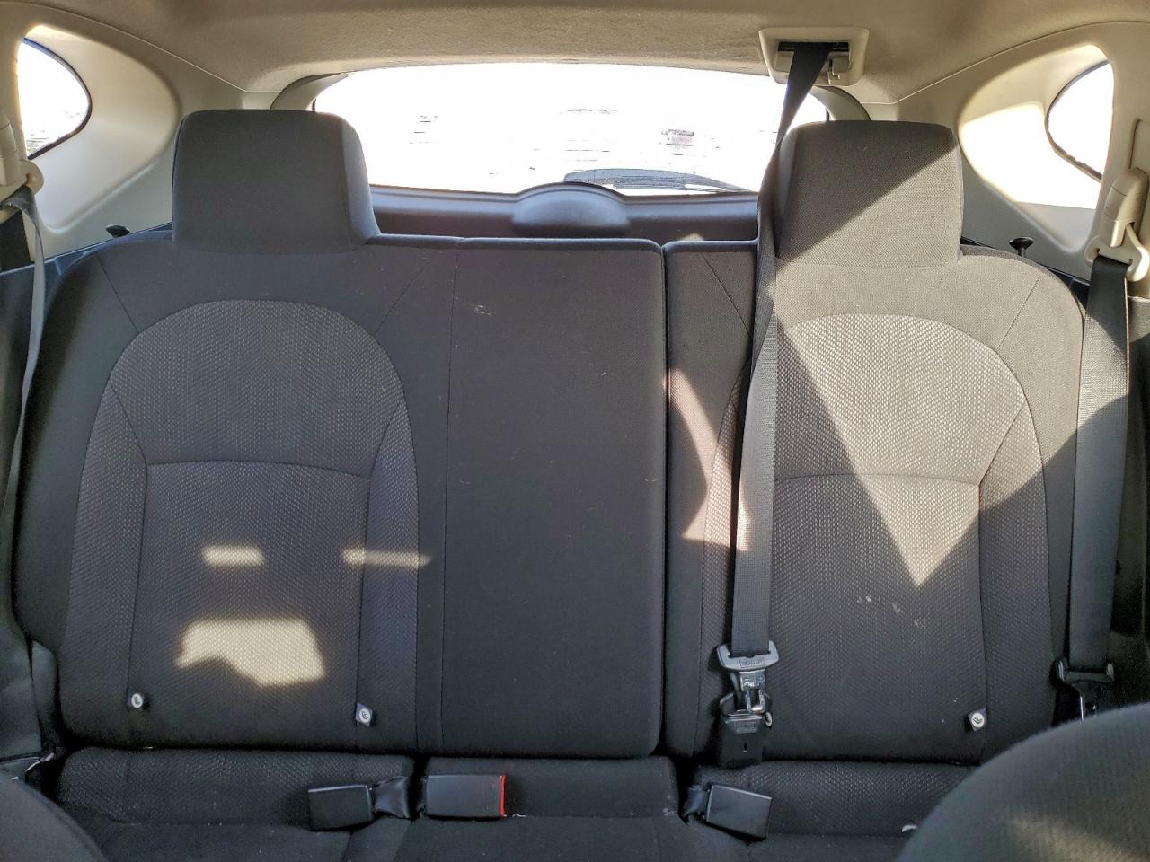 2011 NISSAN ROGUE S photo 19