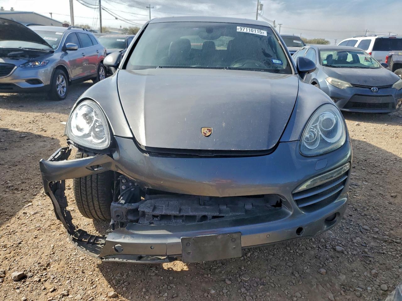 2011 PORSCHE CAYENNE photo 9