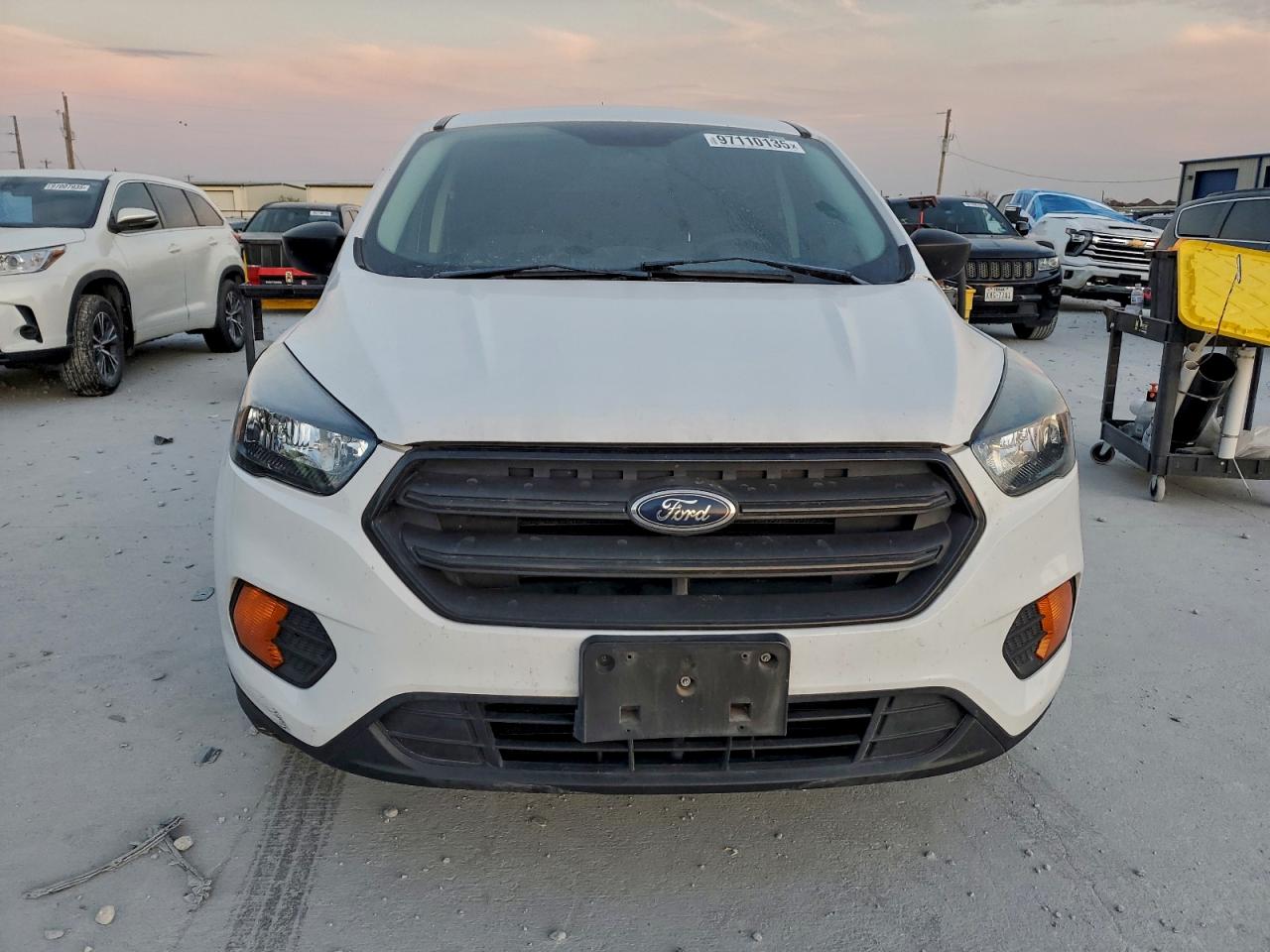 2019 FORD ESCAPE S photo 9