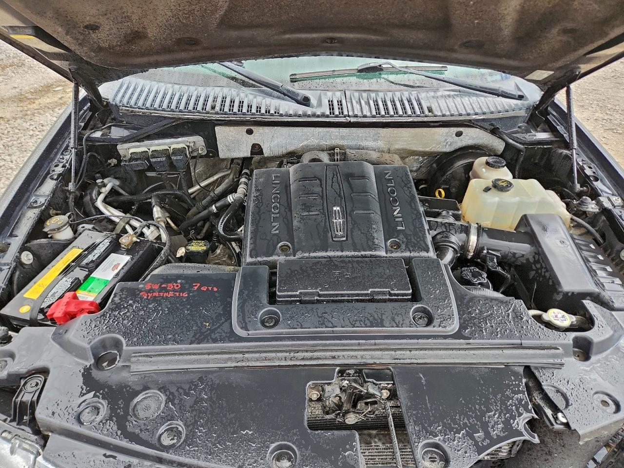 2009 LINCOLN NAVIGATOR photo 23