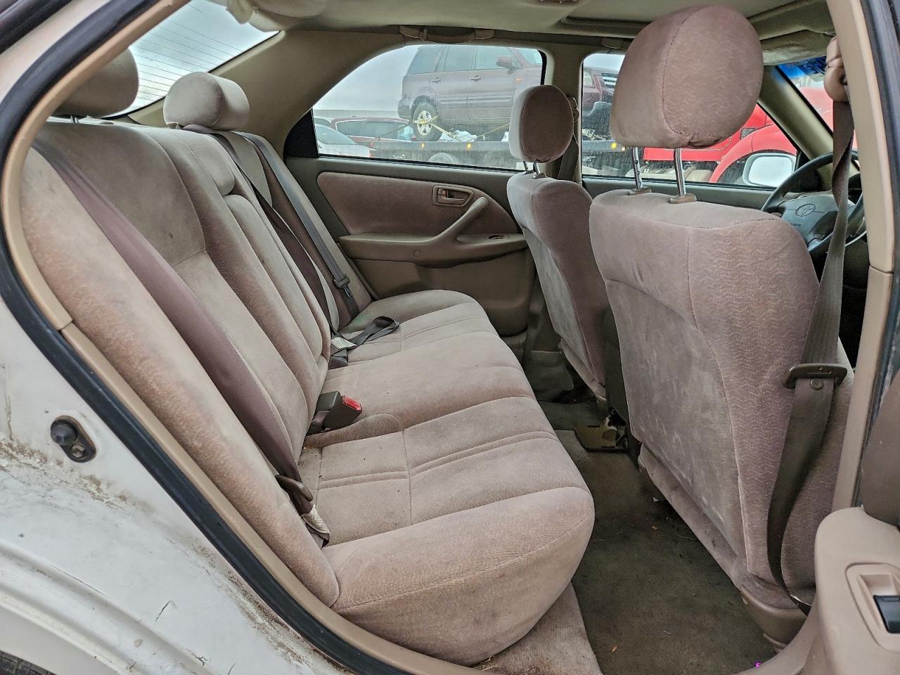 1999 TOYOTA CAMRY CE photo 19