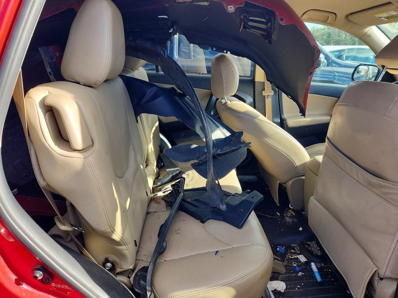 2012 TOYOTA RAV4 photo 28