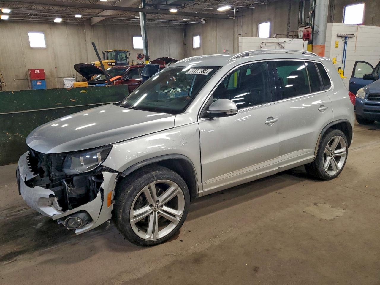 2016 VOLKSWAGEN TIGUAN