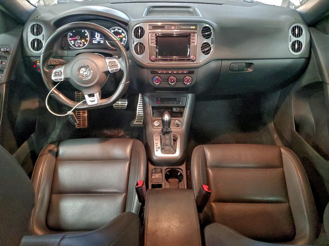 2016 VOLKSWAGEN TIGUAN S photo 8