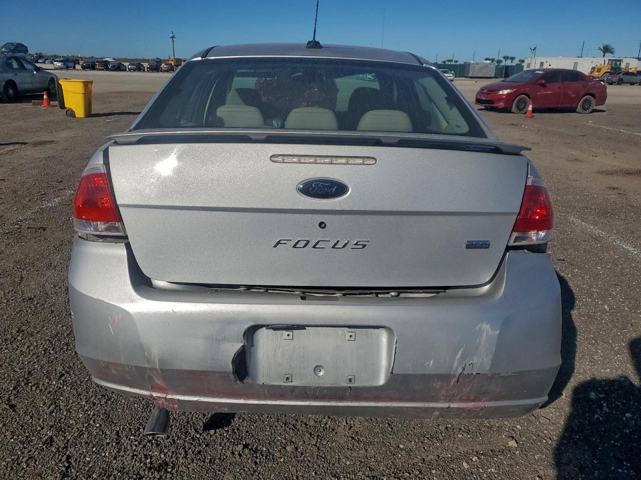 2009 FORD FOCUS SES photo 6